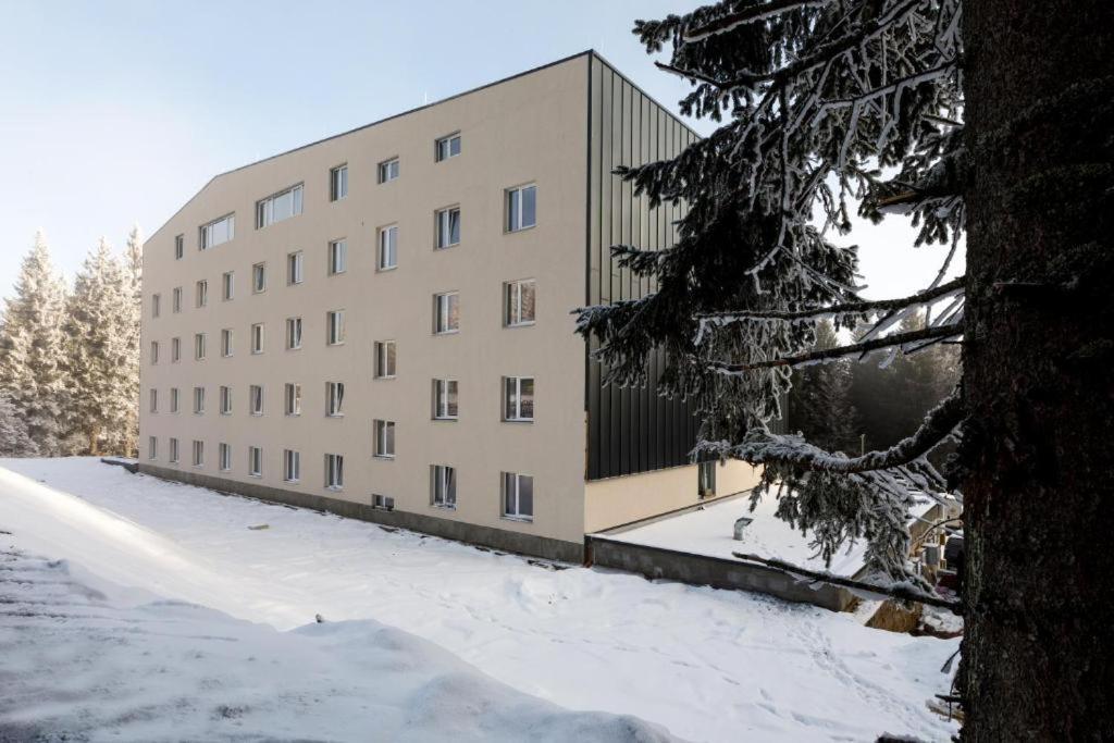 Sporthotel Olympia Stachy Buitenkant foto